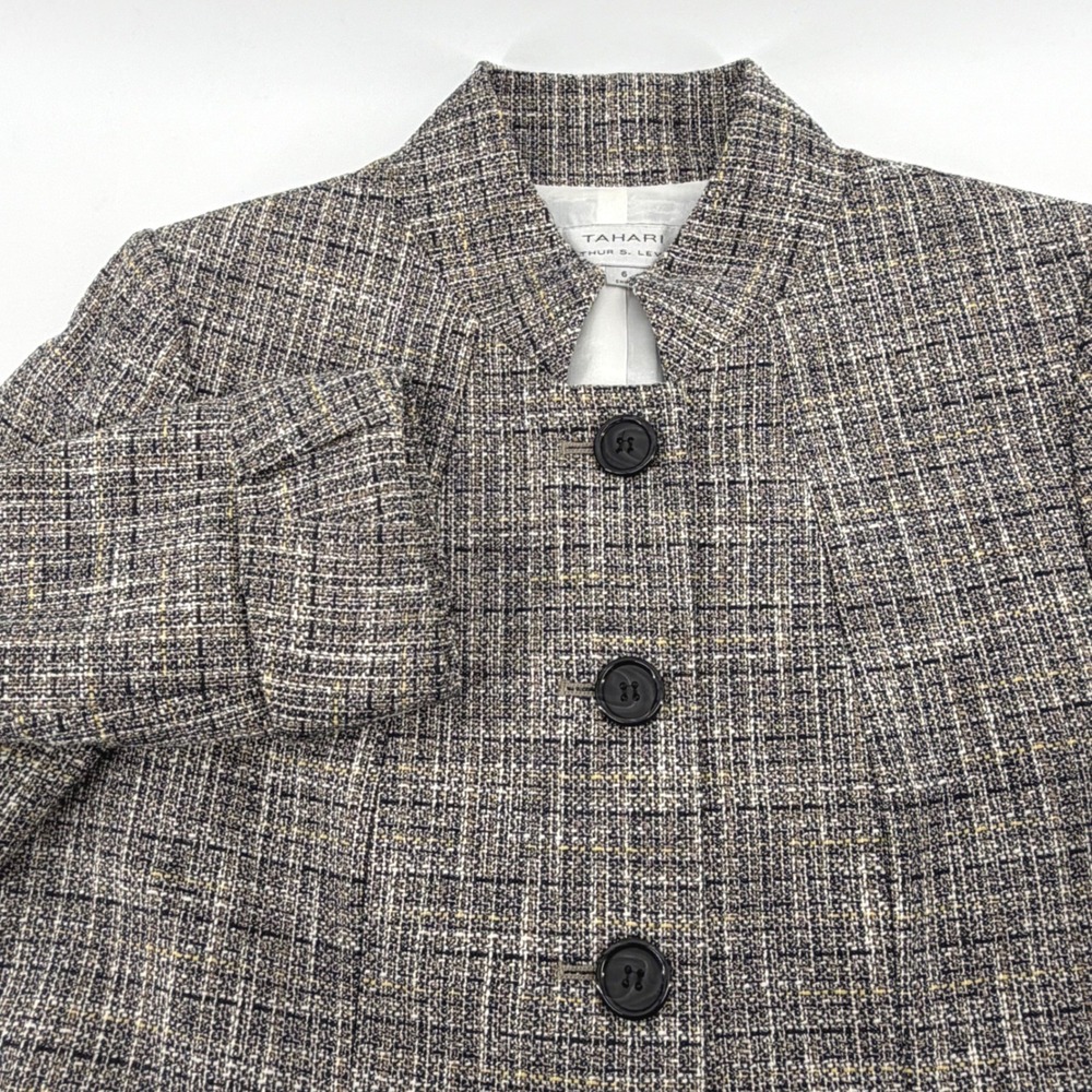 Tahari Arthur S Levine Womens 6 Tweed Blazer Jacket Mock Neck Button Front Grey‎